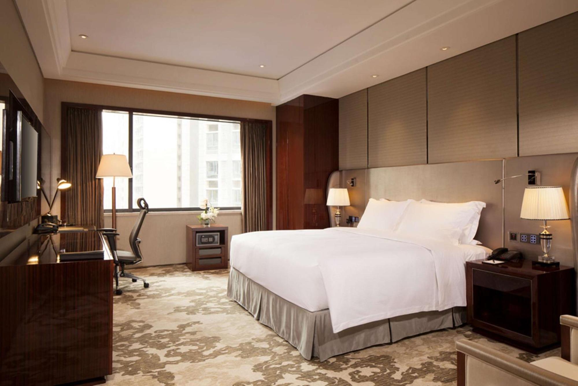 Hilton Foshan - Close To Lecong International Furniture Mall Фошань Экстерьер фото